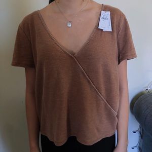 T-shirt (WITH TAGS)